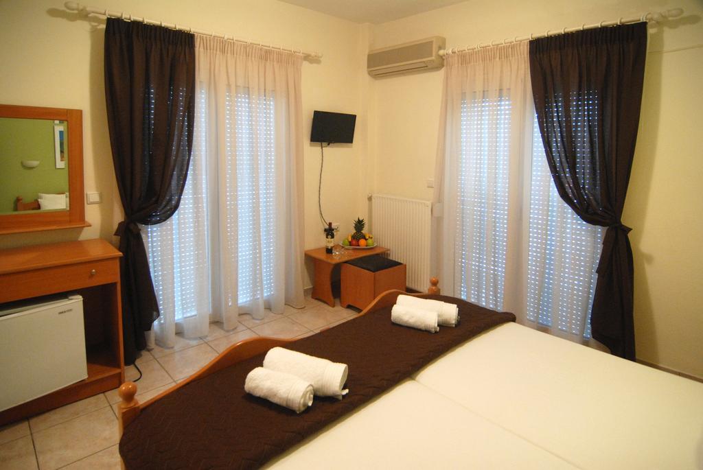 Apollon Hotel Paralía 部屋 写真