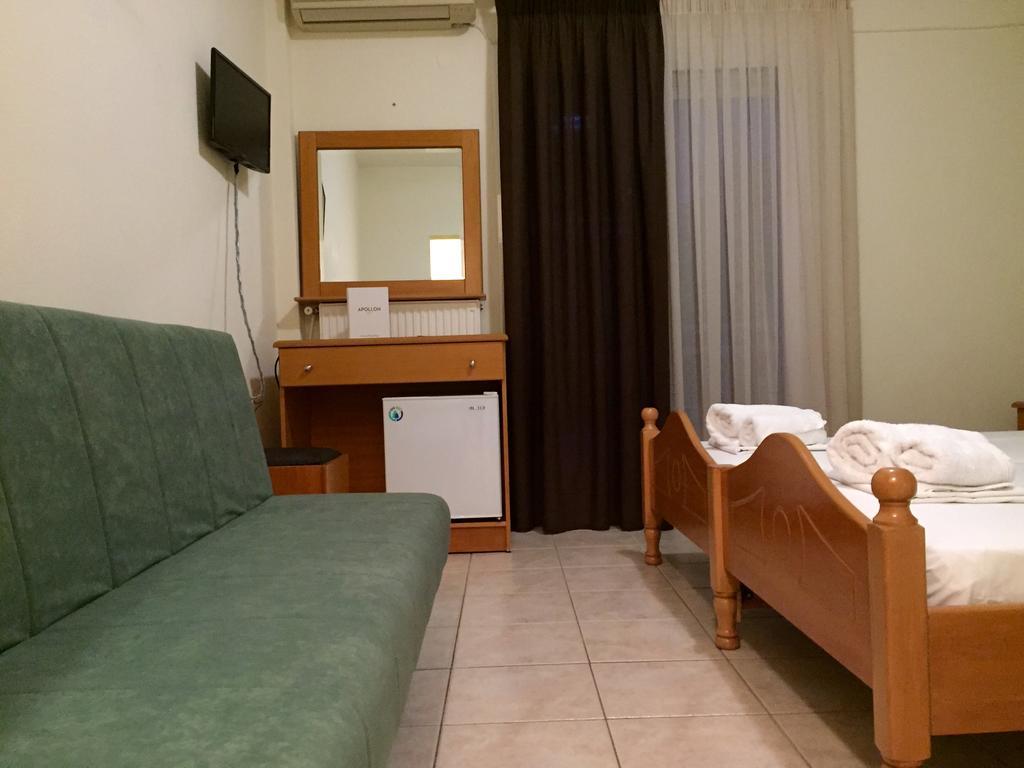 Apollon Hotel Paralía エクステリア 写真