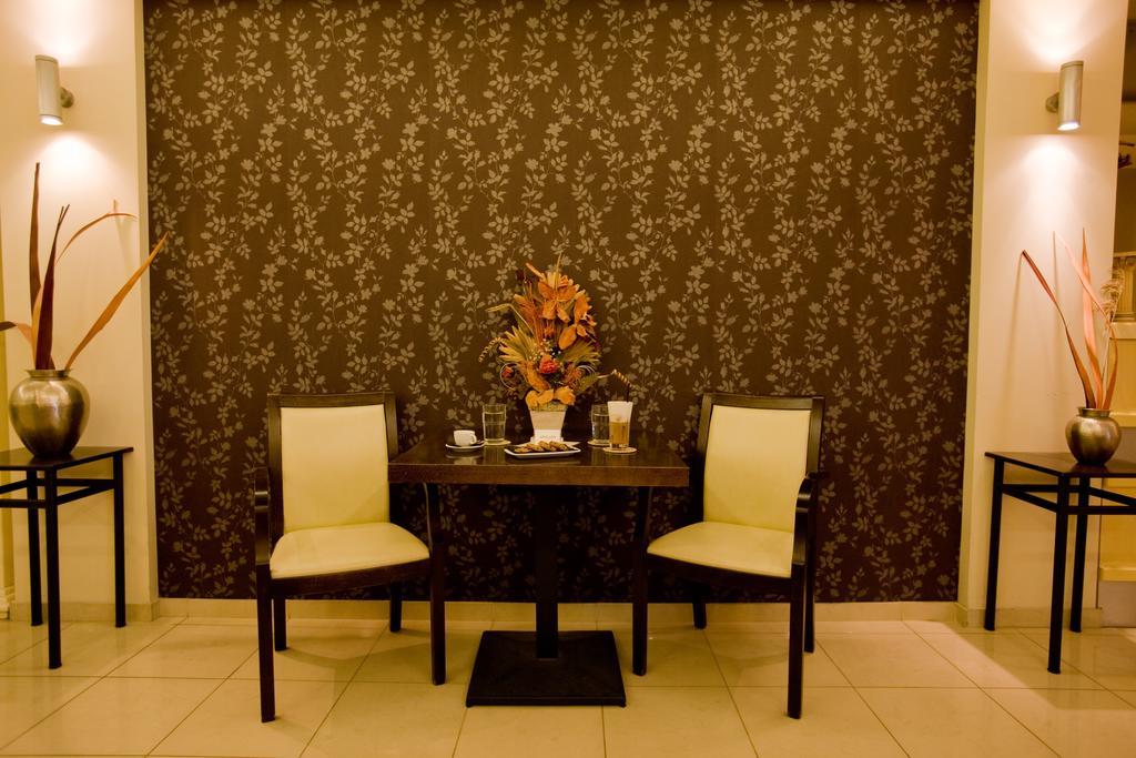 Apollon Hotel Paralía エクステリア 写真
